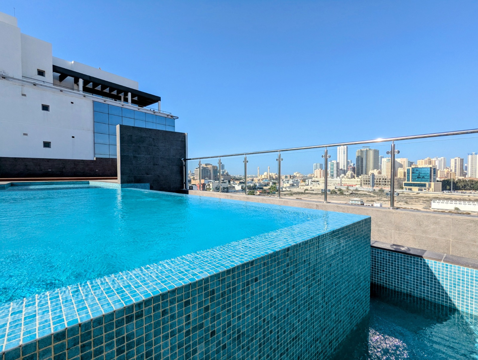 3 Bedrooms Apartment for Rent in Adliya